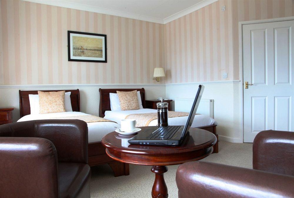 Cliff Head Hotel Carlyon Bay Bagian luar foto