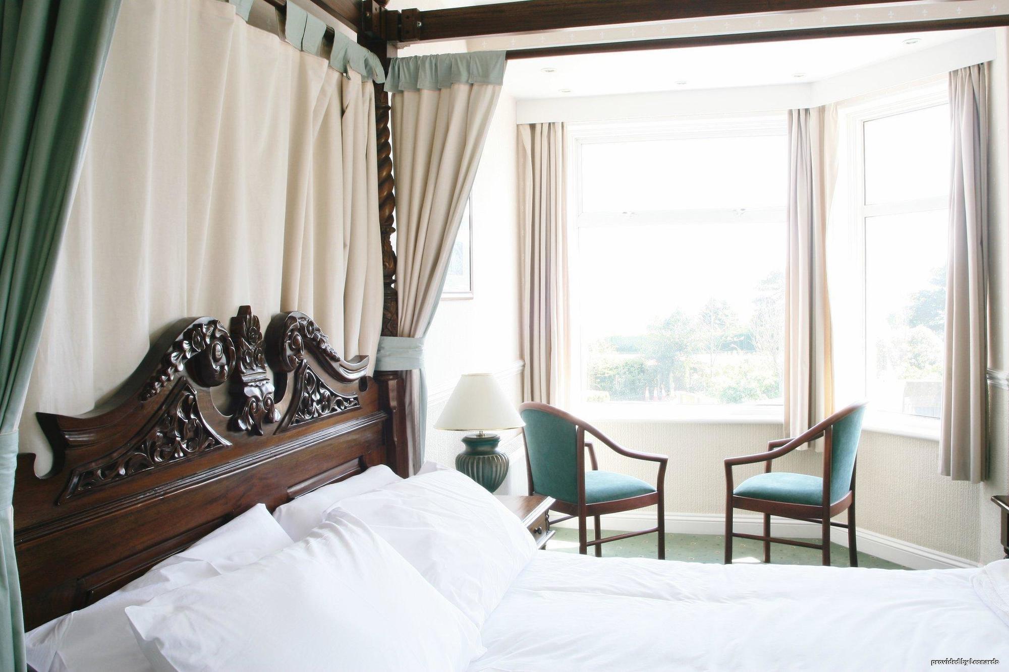 Cliff Head Hotel Carlyon Bay Ruang foto