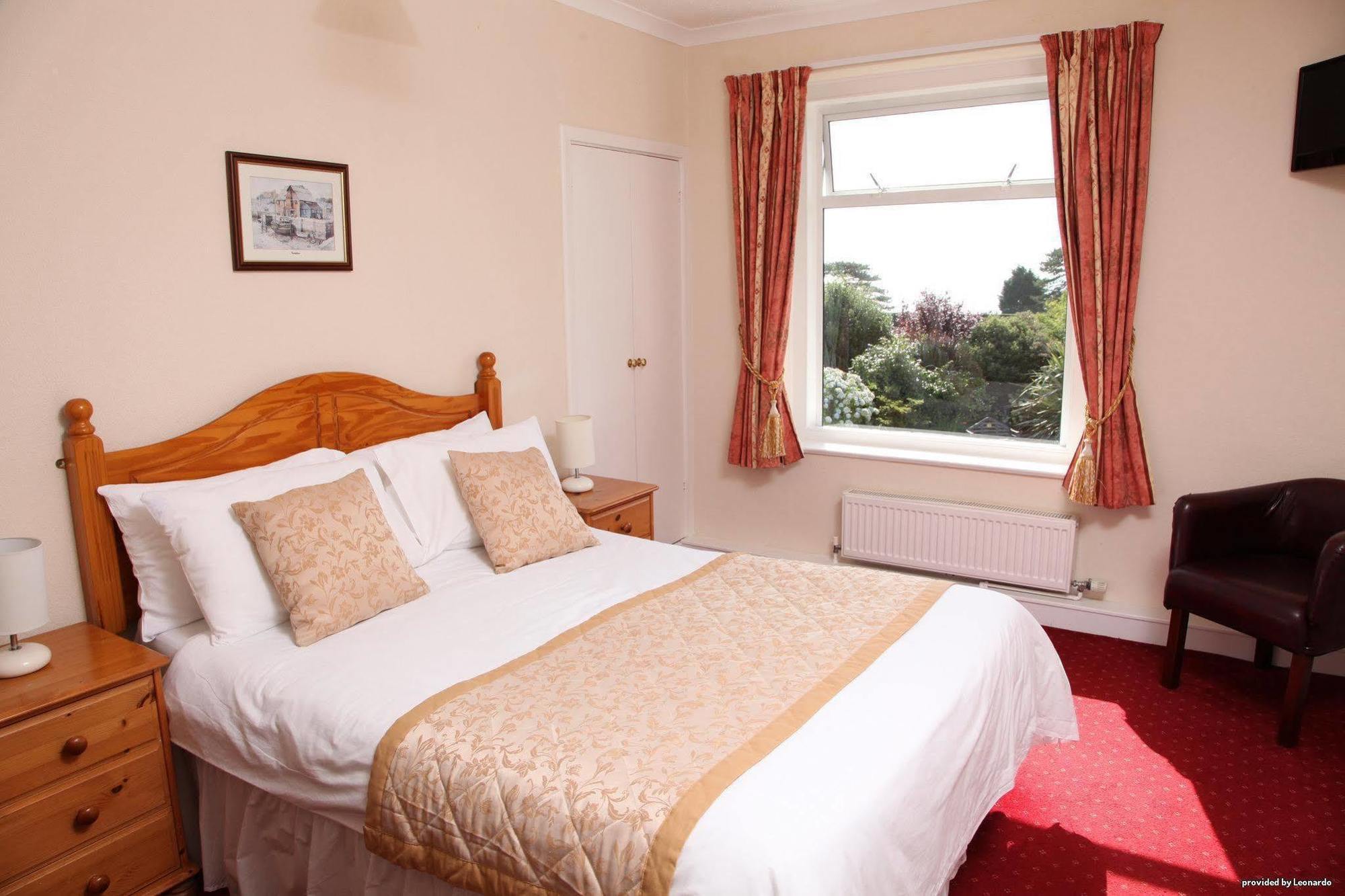 Cliff Head Hotel Carlyon Bay Ruang foto